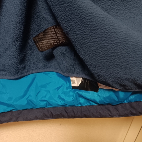 Boys The north face Jacket two and one - Picture 7 of 11